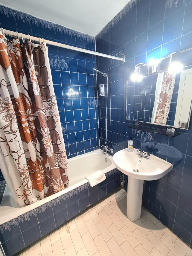 Hostal Santa Barbara Madrid Eksteriør billede