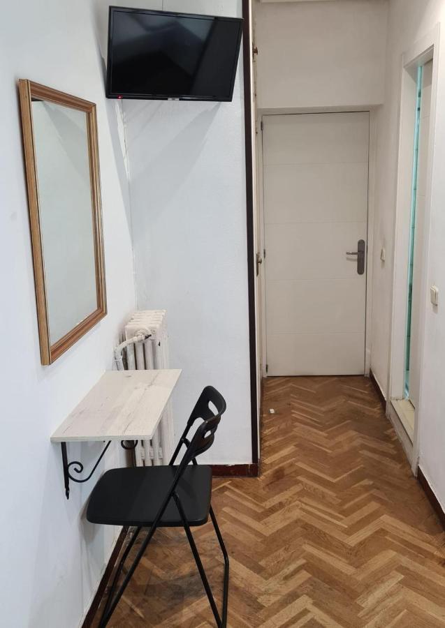 Hostal Santa Barbara Madrid Eksteriør billede